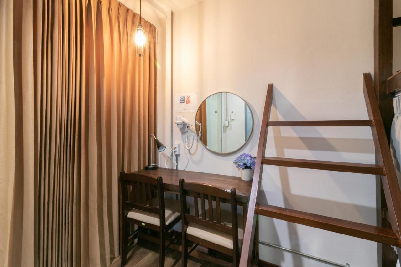 Phobphan Hostel Bangkok Exterior foto